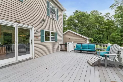 46 Klebart Ave, Webster, MA 01570 photo 10