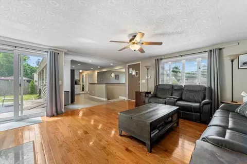 127 Blanan Dr, Chicopee, MA 01020 photo 6