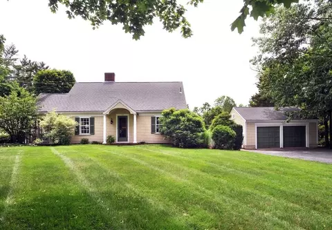 57 West St, Duxbury, MA 02332