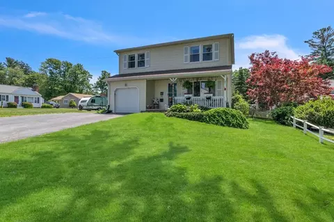 21 Alvin St, East Longmeadow, MA 01028
