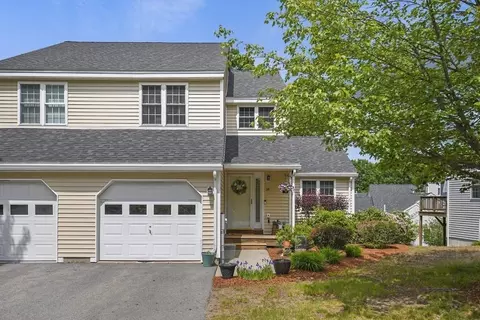 20 Mountain Laurel Ln #24, Fitchburg, MA 01420