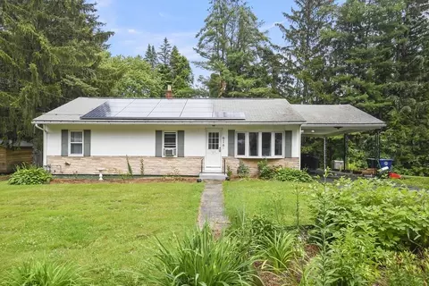616 Union St, Leominster, MA 01453