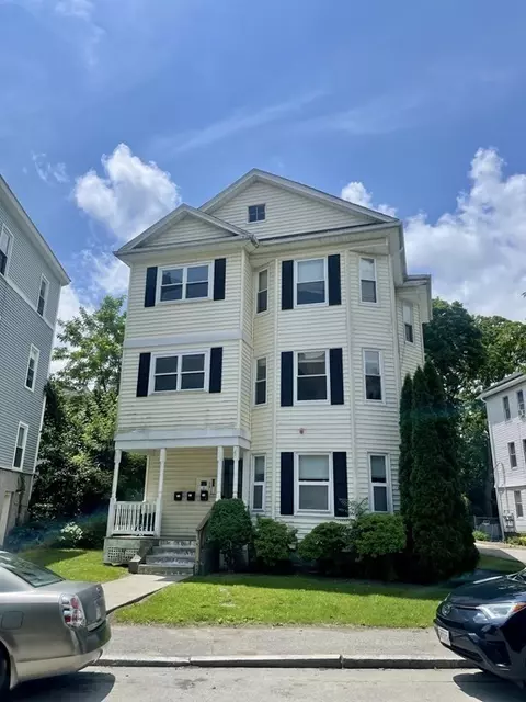 13 Beaver St, Worcester, MA 01603