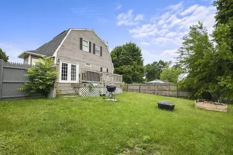 30 Dixfield Rd, Worcester, MA 01606 photo 25