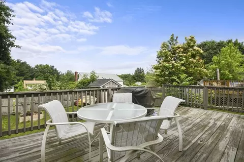 30 Dixfield Rd, Worcester, MA 01606 photo 28