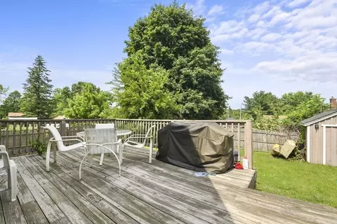 30 Dixfield Rd, Worcester, MA 01606 photo 29