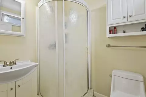 30 Dixfield Rd, Worcester, MA 01606 photo 19