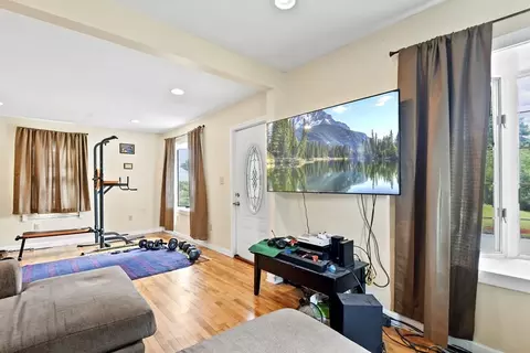 30 Dixfield Rd, Worcester, MA 01606 photo 5
