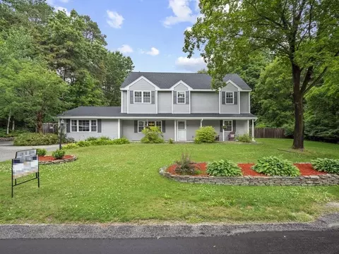 14 Sandra Dr, Chelmsford, MA 01824
