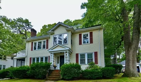 81-83 Athelstane Rd, Newton, MA 02459