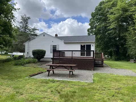 28 Cedar St, Raynham, MA 02767 photo 3