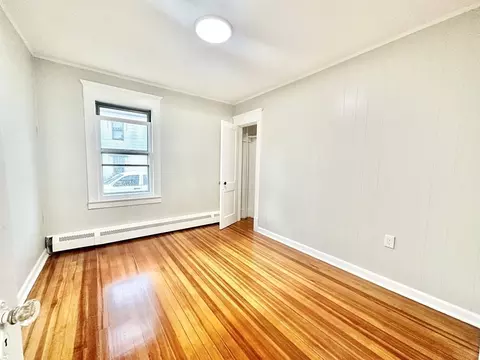 237 Chicopee St, Chicopee, MA 01013 photo 35