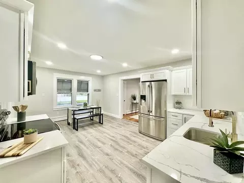 237 Chicopee St, Chicopee, MA 01013 photo 17