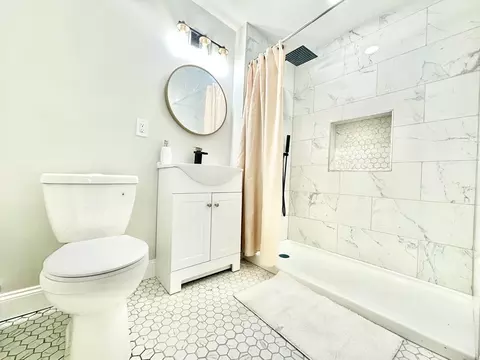 237 Chicopee St, Chicopee, MA 01013 photo 26