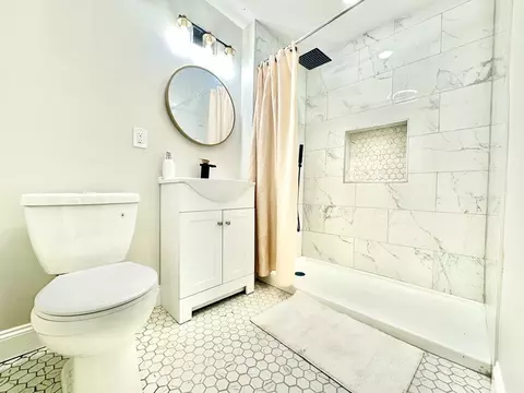 237 Chicopee St, Chicopee, MA 01013 photo 27