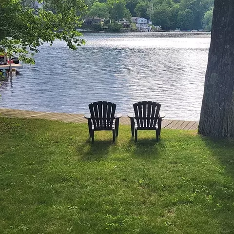 36 Massaconnic Trl, Holland, MA 01521