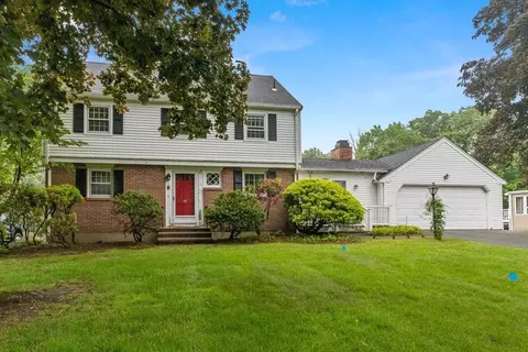 11 Perkins Row, Topsfield, MA 01983