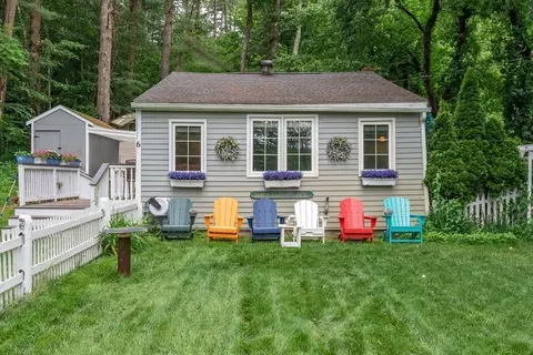 6 Craig Rd, Holland, MA 01521