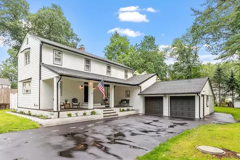 38 Marion St, Wilmington, MA 01887