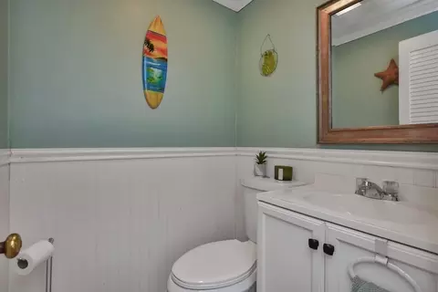 18 Fair St, Gloucester, MA 01930 photo 14