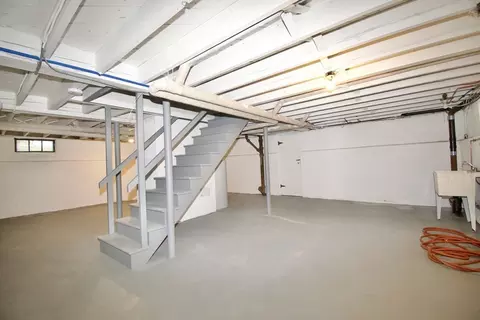 153 Gillette Ave, Springfield, MA 01118 photo 26