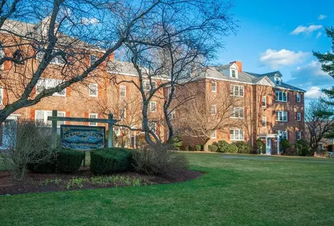1 Dexter St #1, Malden, MA 02148
