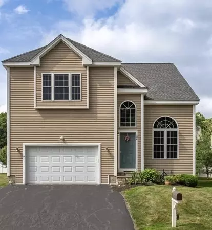 32 Zain Cir #32, Milford, MA 01757