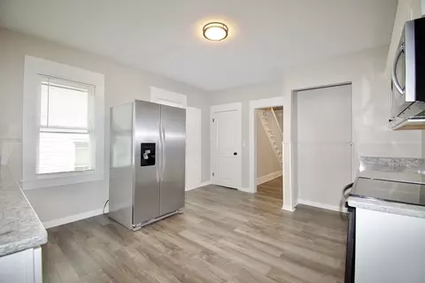 107 Britton St, Chicopee, MA 01020 photo 9
