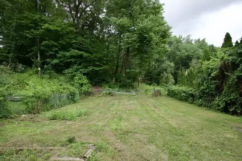 107 Britton St, Chicopee, MA 01020 photo 25