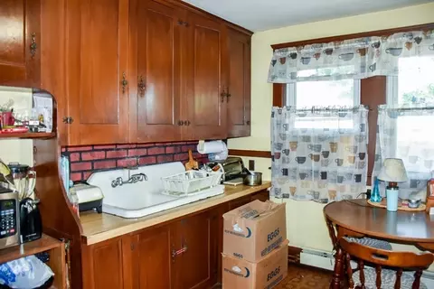 11 Hartley, Webster, MA 01570 photo 9