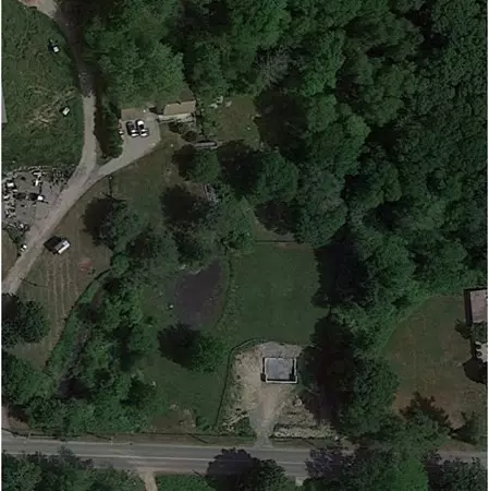 186 A Locust, Swansea, MA 02777