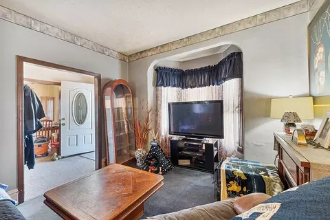153 Belmont St, Everett, MA 02149 photo 8