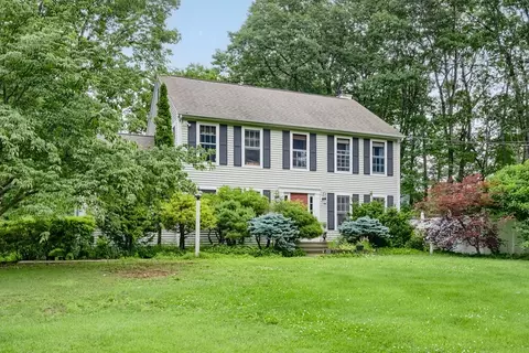 9 Welch Ave, Rutland, MA 01543
