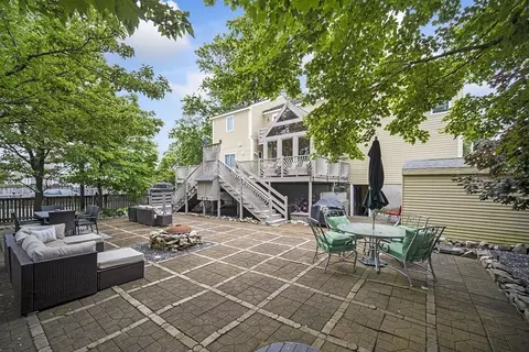 46 Central Ave, Hull, MA 02045 photo 2