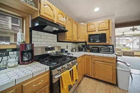 46 Central Ave, Hull, MA 02045 photo 12