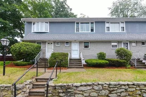 79 Meadow Pond Dr #30B, Leominster, MA 01453