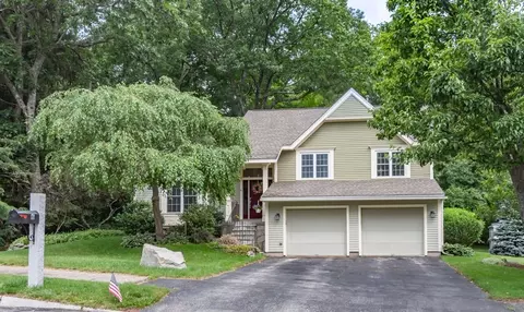 6 Canter Ct, Nashua, NH 03063