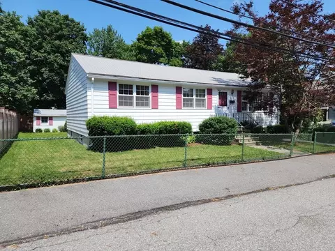 35 Moore St, Waltham, MA 02453