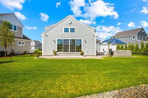 14 Cobblestone Cir, Mashpee, MA 02649 photo 31