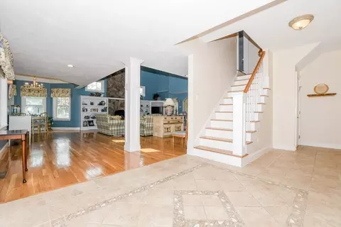 42 Parkwood Dr, Wareham, MA 02571 photo 9