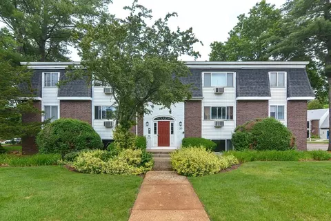 35 Will Dr #2, Canton, MA 02021 photo 3