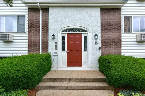 35 Will Dr #2, Canton, MA 02021
