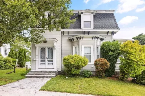 10 Fairmount Ave, Wakefield, MA 01880