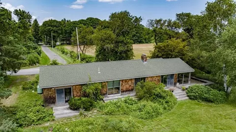 18 Marsh Ave, Newbury, MA 01951