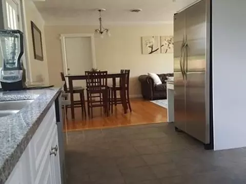 102 Harrow Rd, Springfield, MA 01118 photo 5