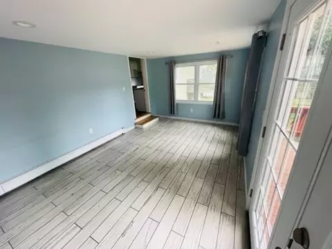 102 Harrow Rd, Springfield, MA 01118 photo 13