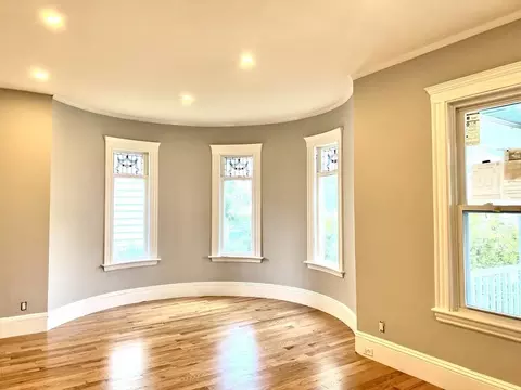 90 Bloomfield St, Boston, MA 02124
