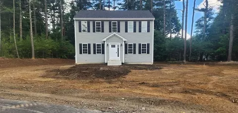 32 Moulton St, Middleboro, MA 02346
