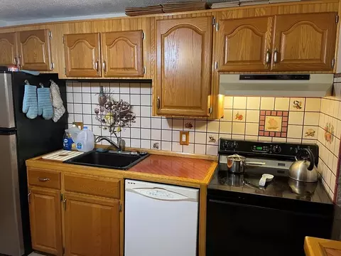 62 Purchase St #A1, Danvers, MA 01923 photo 2