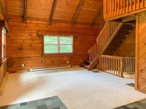485 Elm St E, Raynham, MA 02767 photo 9